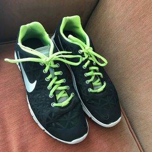 NIKE Free Knit Charcoal and Green Running Shoes👟